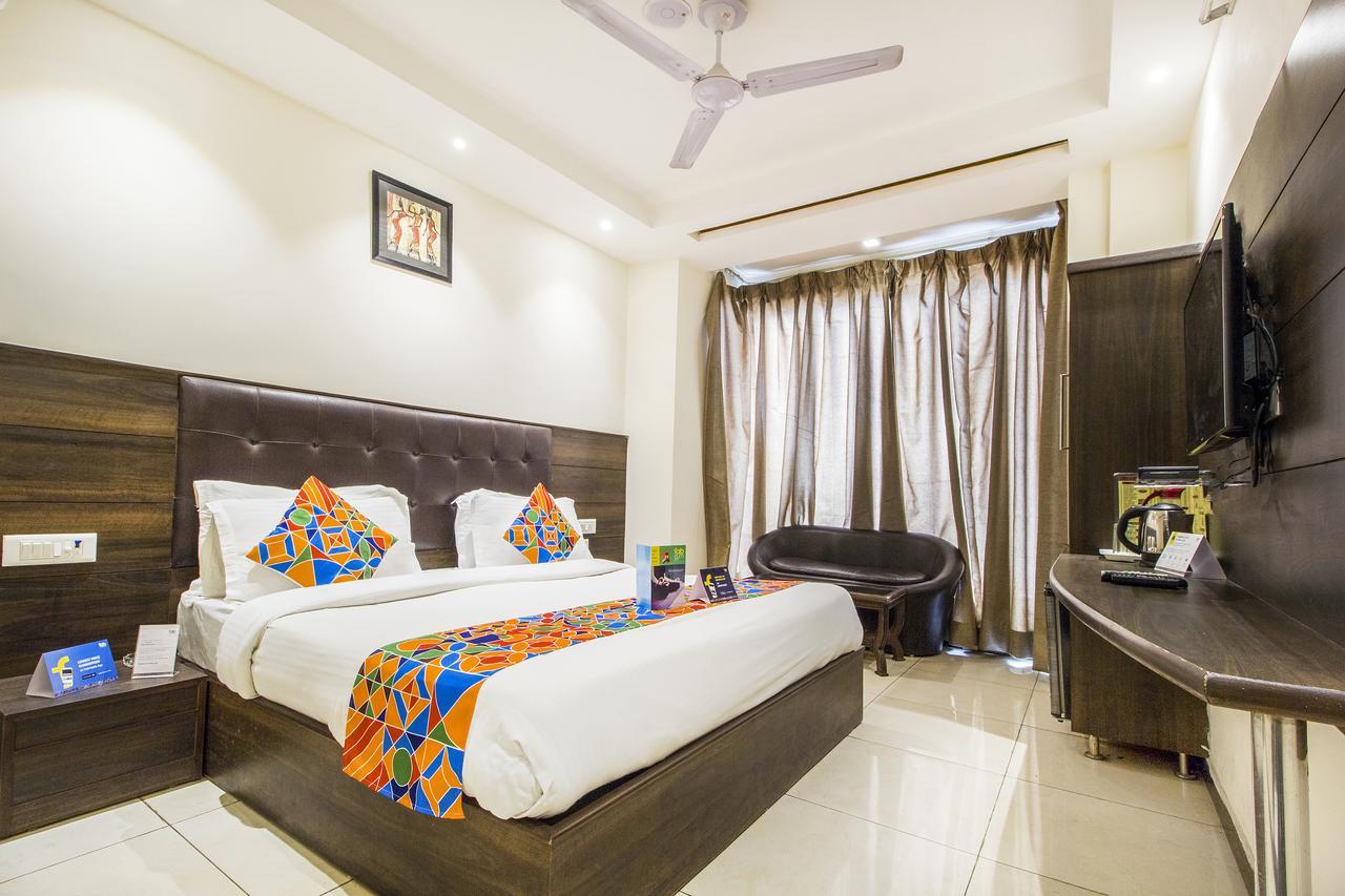 Hotel Fabexpress Le Continental Paharganj Nové Dillí Exteriér fotografie