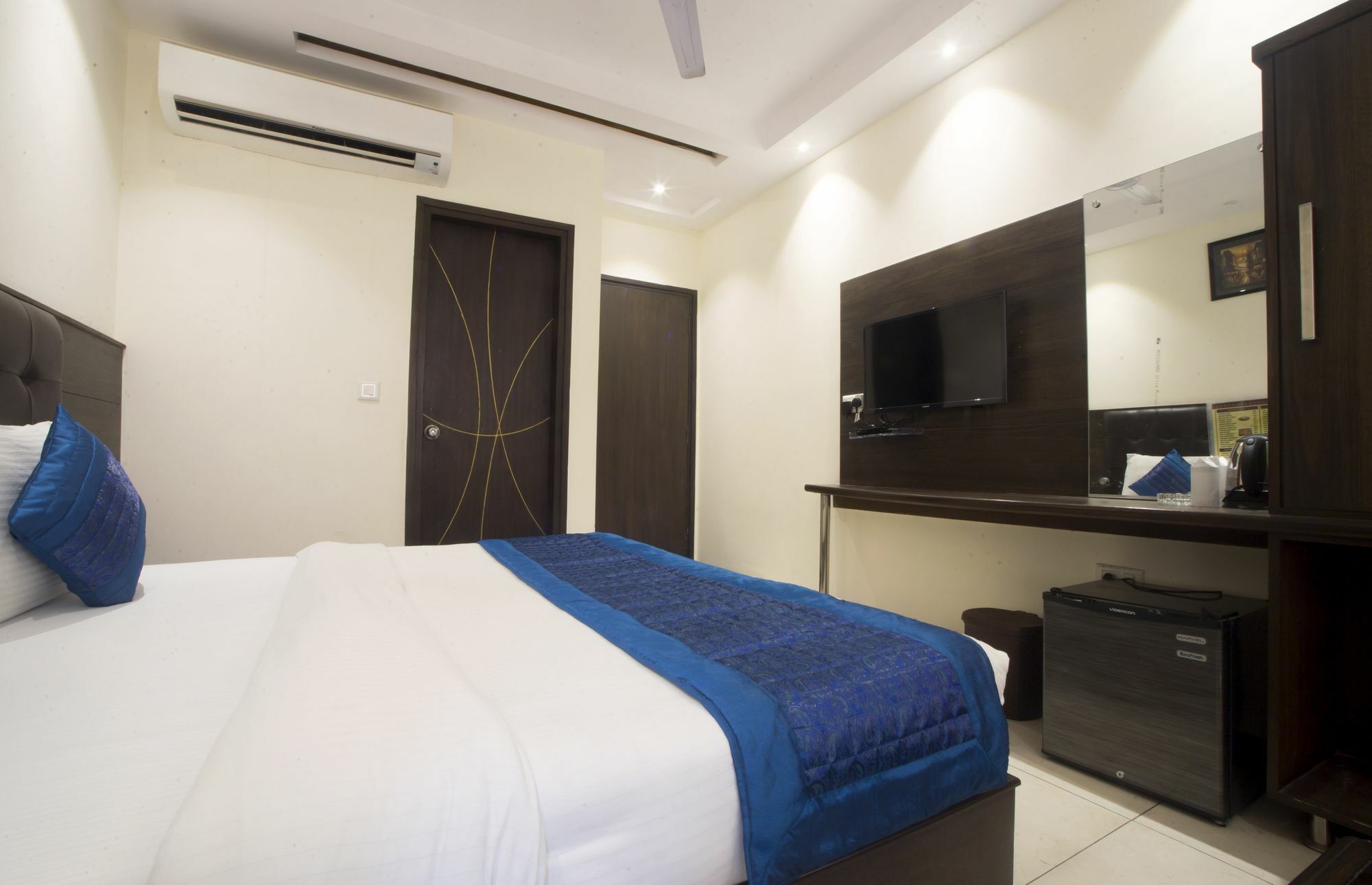 Hotel Fabexpress Le Continental Paharganj Nové Dillí Exteriér fotografie